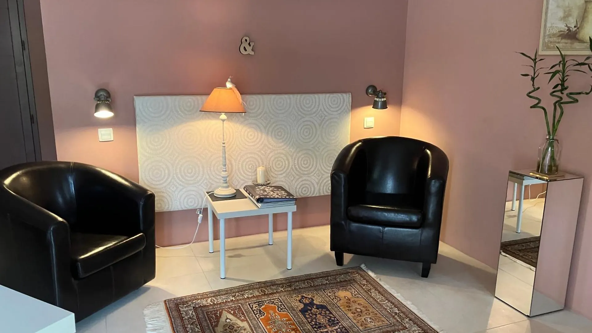 L' Oustau Blanc B&B Fontvieille